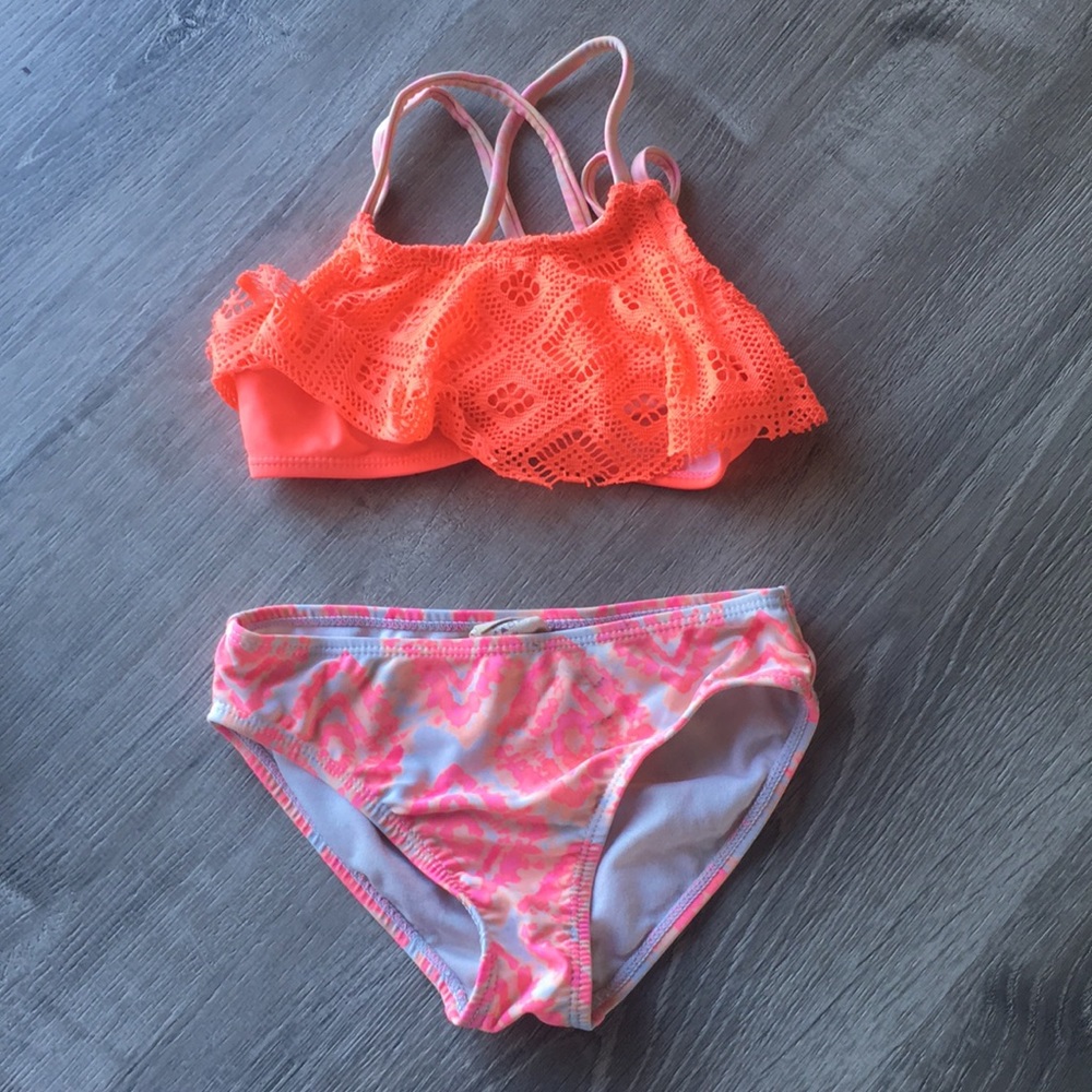 kids XS two piece swimsuit !!